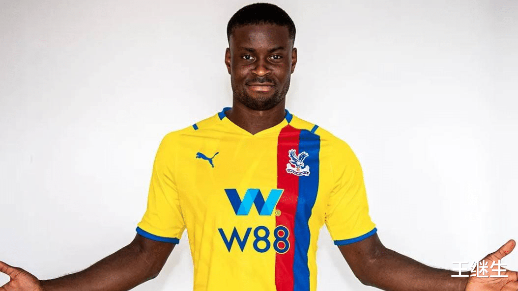 英超 英超联赛的交易：一个从没踢过顶级联赛的后卫，也能卖出2000万