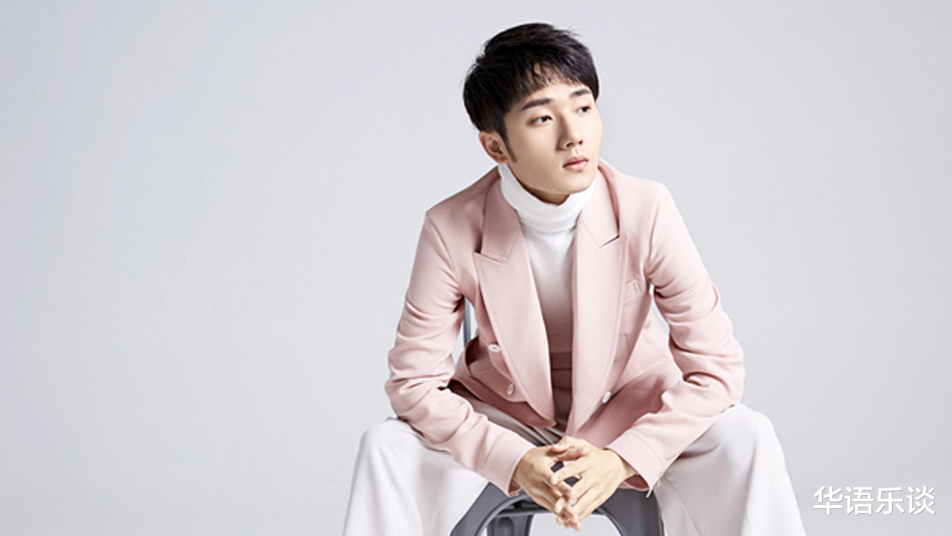 贾玲|好声音冠军5年后重返选秀台，好友周深却是导师，真的不尴尬？