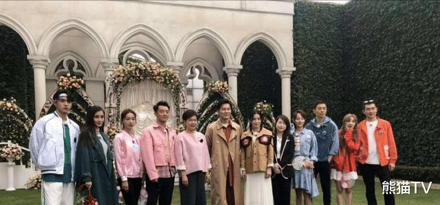 蔡徐坤|《跑男2》阵容曝光，蔡徐坤退出却让人意外，节目应该改为姐妹了