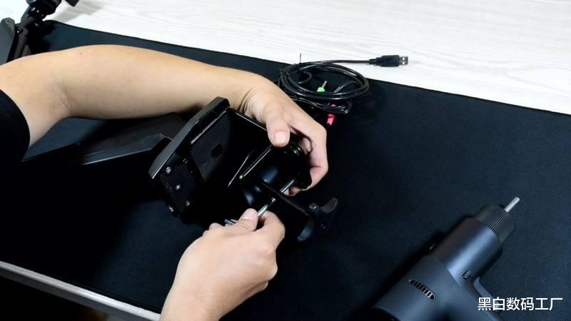 居家办公新玩法，升降自如随意摆头-JOY WORKER桌面套装组合