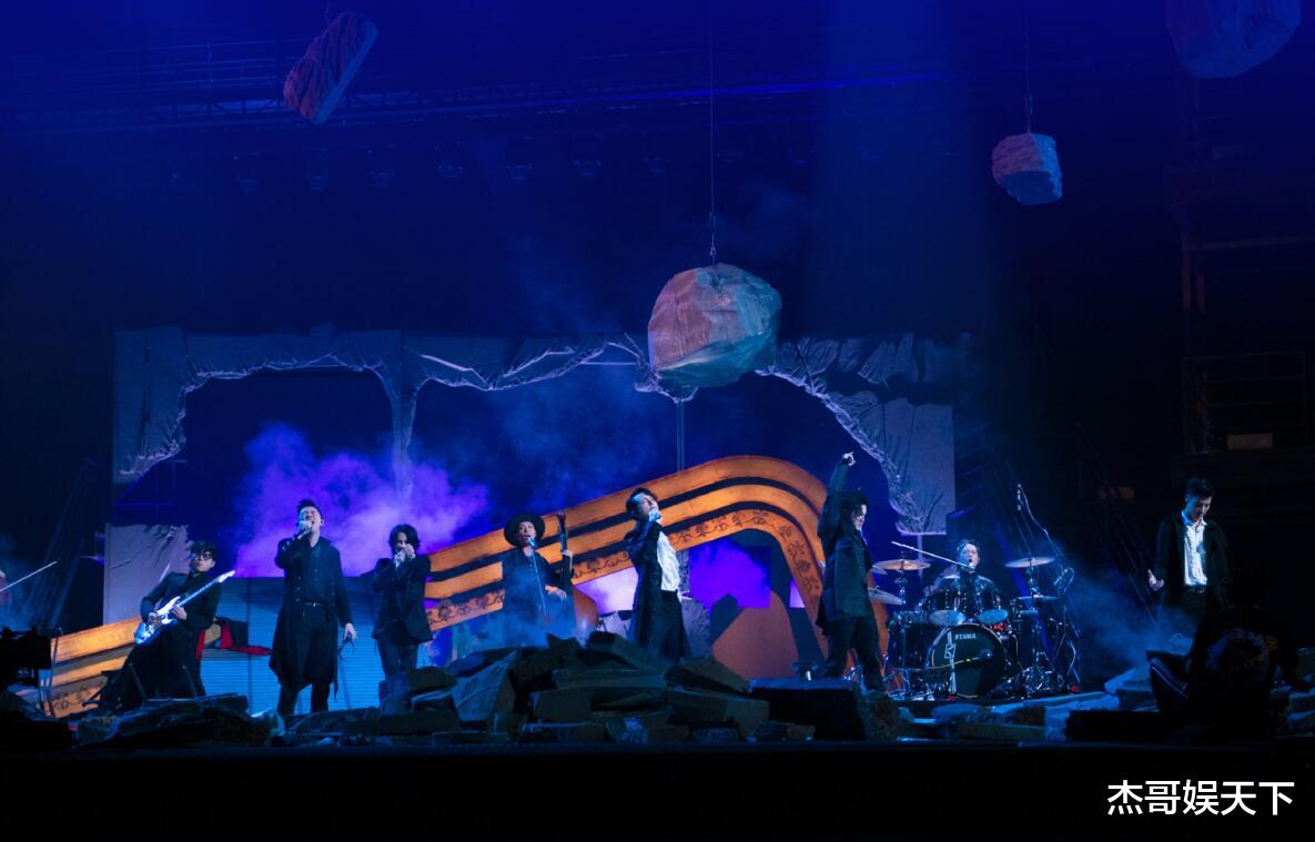 张晋|张晋和赵文卓阵营垫底，其实他们都输在了同一位“艺术家”身上