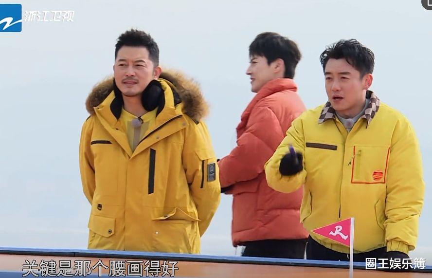 郑恺|镜头少被排挤？郑恺沦为跑男边缘人物，为何不舍得离开？