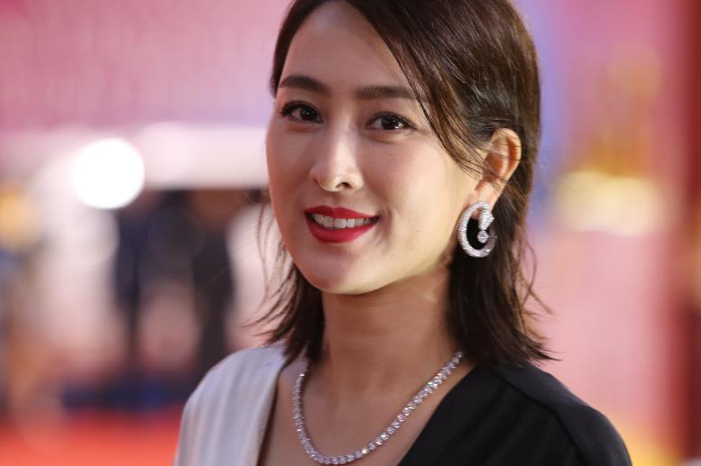 马苏|与孔令辉恋爱11年破裂，为李小璐遮掩，40岁的马苏为何无人敢娶？