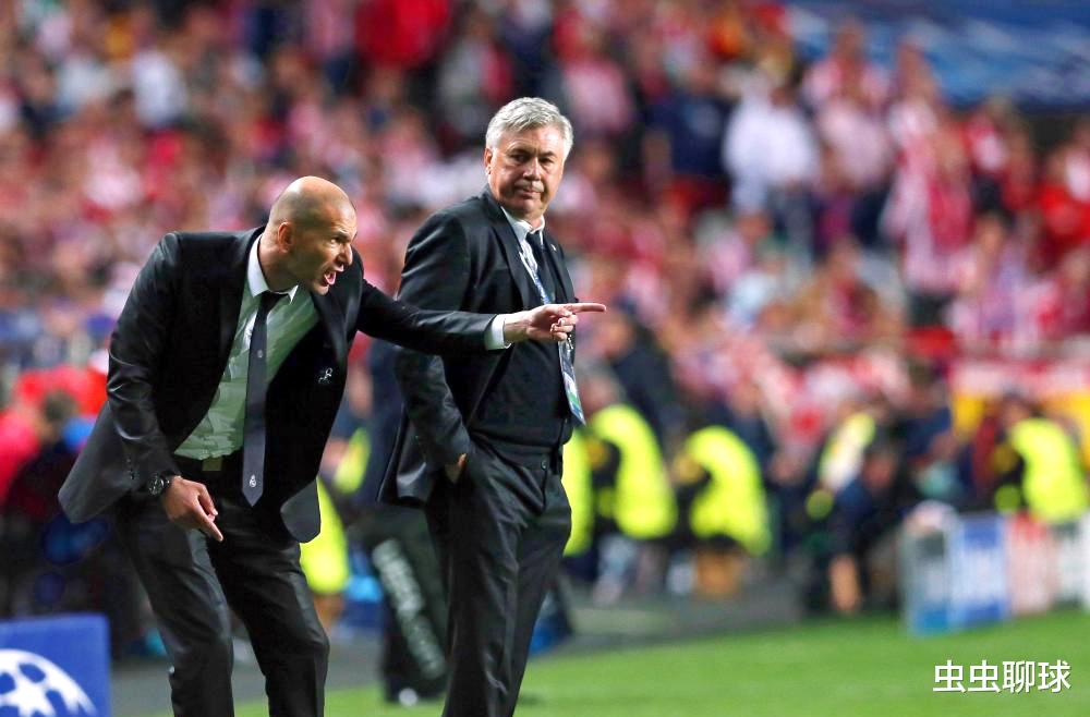 字母哥|皇马官宣啦!安切洛蒂执教球队签约3年 将创历史 C罗J罗贝尔笑了