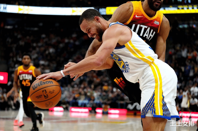 斯蒂芬·庫里|再見2021！媒體曬庫里數(shù)據(jù)，球迷：勇士王朝又要開啟