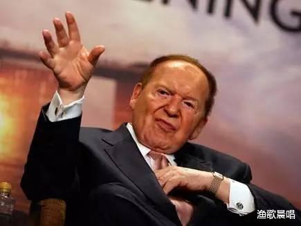 穿衣搭配|母亲是丐帮帮主，师父是赌神，他是何鸿燊头马智多星，硬刚美国赌王