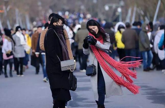 鹿泉|建议：若不差钱，别再用空调、暖气片取暖，现在流行“暖管家”，忒高级