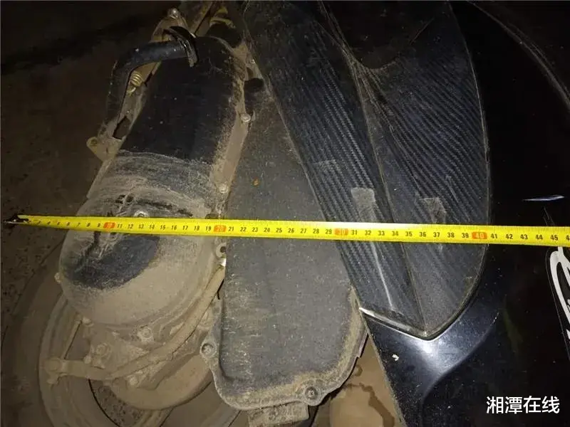 湘潭在线 湘乡母女遭遇车祸一死一伤，女儿的讲述让警察越查越糊涂，真相是…