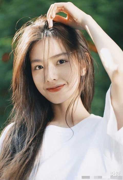 王思聪|王思聪翻车？求爱女网红被拒恼羞成怒，连发朋友圈回应：我不是舔狗