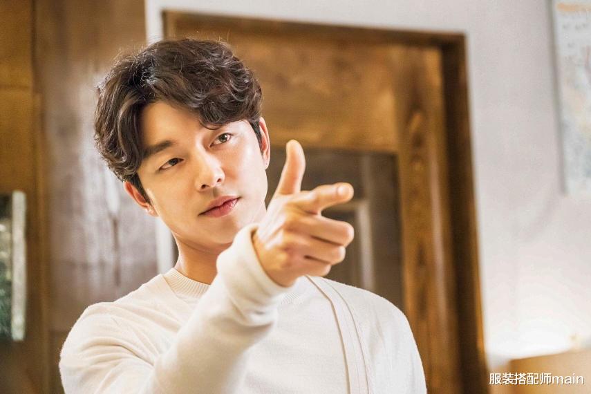 服装搭配师main 孔刘：韩国最会挑剧本的男人！演鬼怪大叔圈粉无数，43岁仍是少年