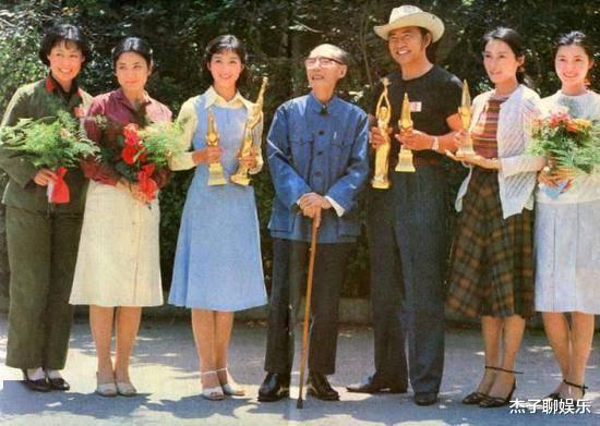 杨在葆|今年逝世的11位老艺术家：3位是一级演员，年纪最小的仅57岁