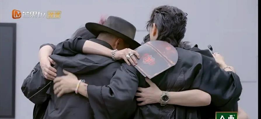 外国美女|《披荆斩棘》淘汰赛：尹正爆冷，赵文卓不舍刘聪，张淇好感度降低