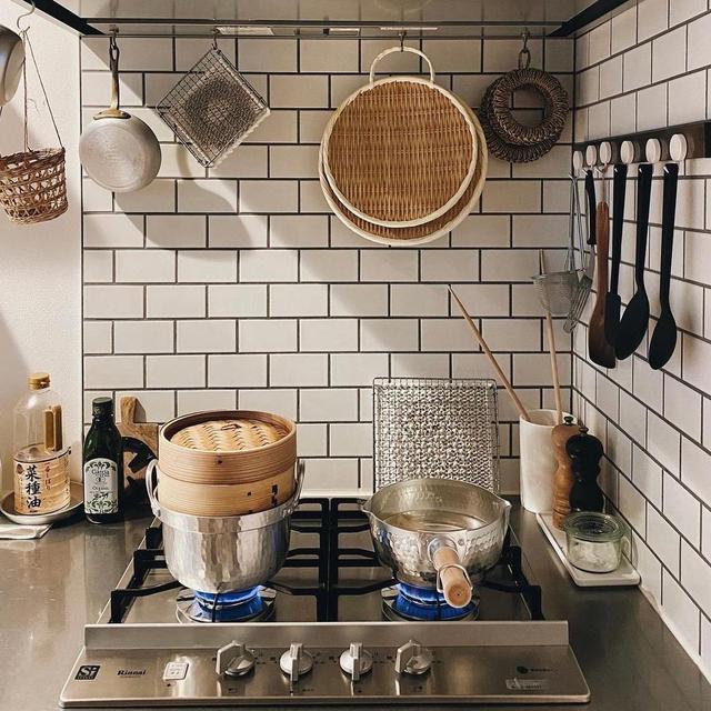 日本复古之家，虽满满当当却乱中有序，夫妻俩将日子过得精致温暖