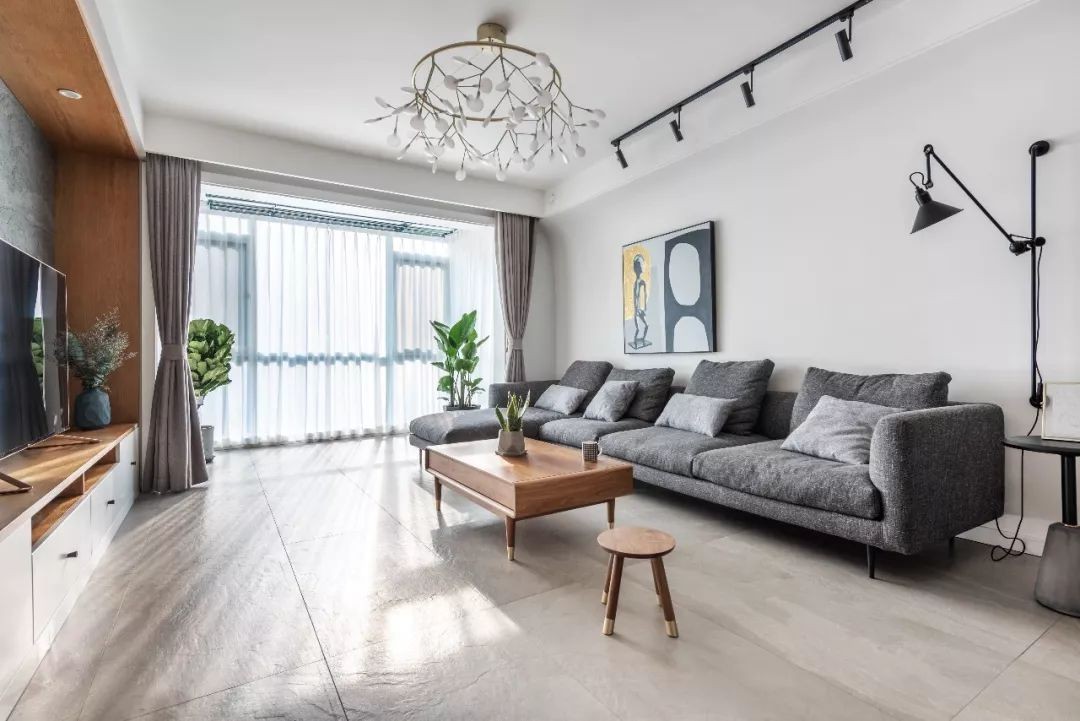 140㎡现代三居,雅致的灰调氤氲出家的质感,就该如此舒适自然!