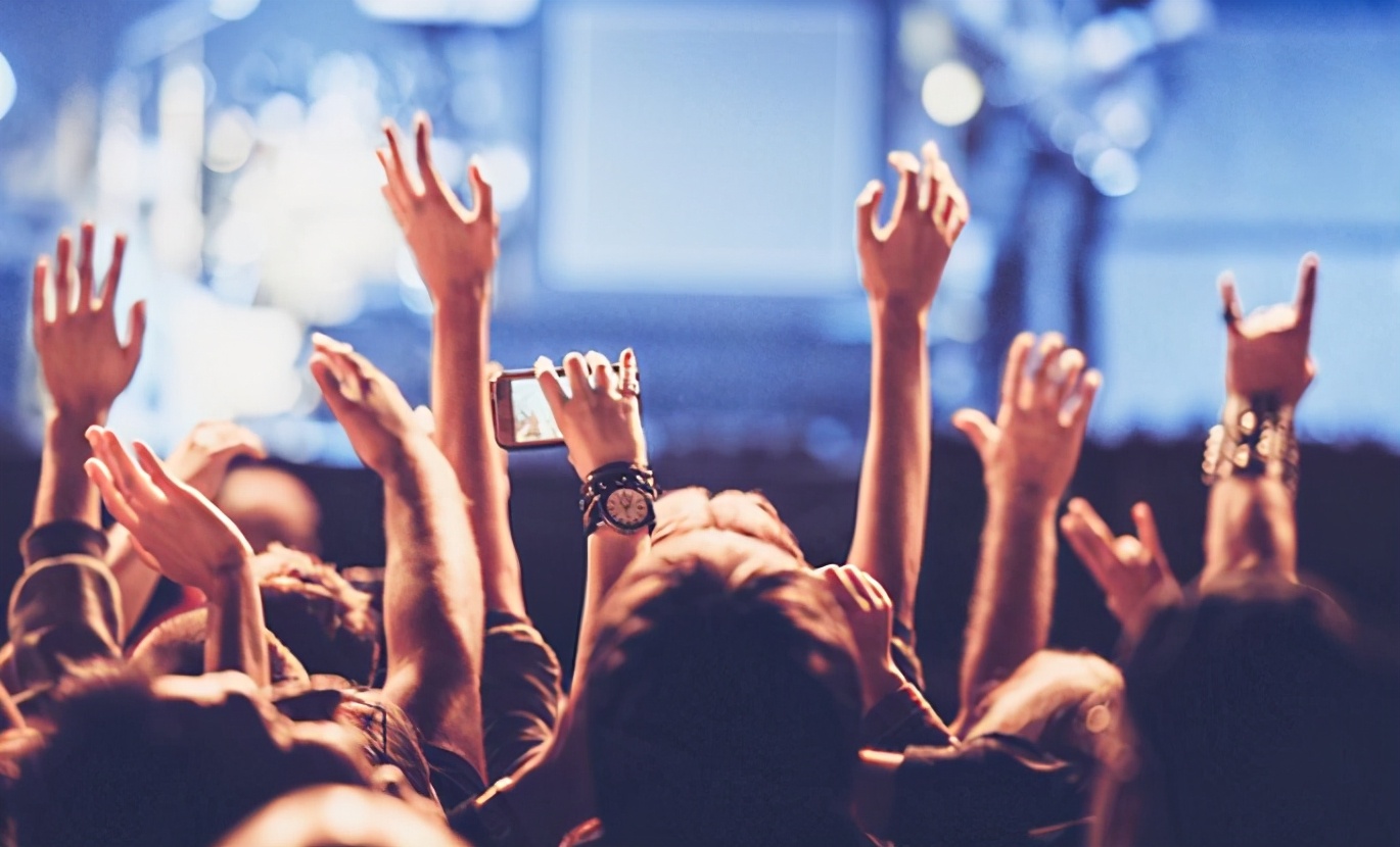 杨丽娟|逼父跳海15年后，那个非刘德华不嫁的杨丽娟，如今已完成逆袭