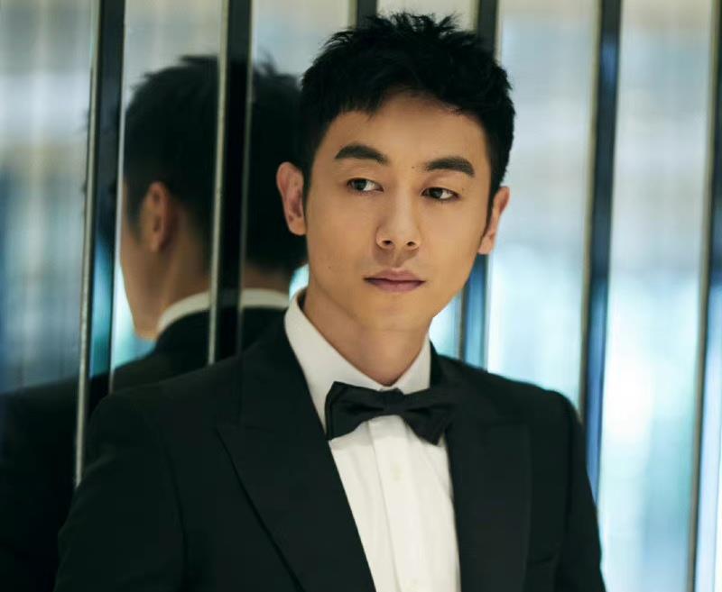 曹盾|曹盾导演又一力作，朱亚文领衔，看到女主后，网友：这阵容爱了