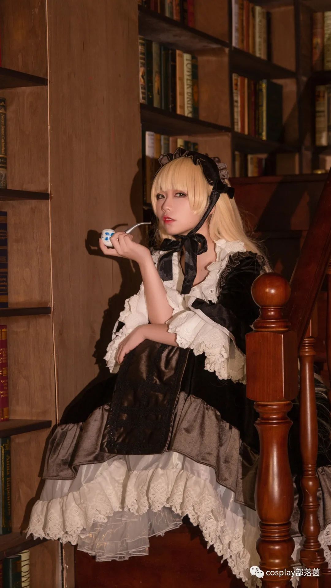 霍雨浩|cos：维多利加·德·布洛瓦图书馆的金色妖精cos正片