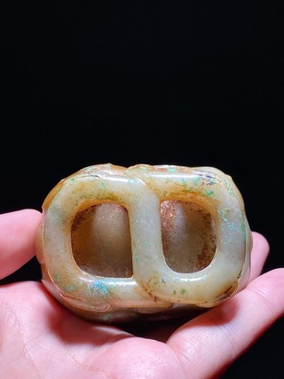 和田玉籽料|明以前 和田玉籽料受沁 瑞兽 香薰 摆件