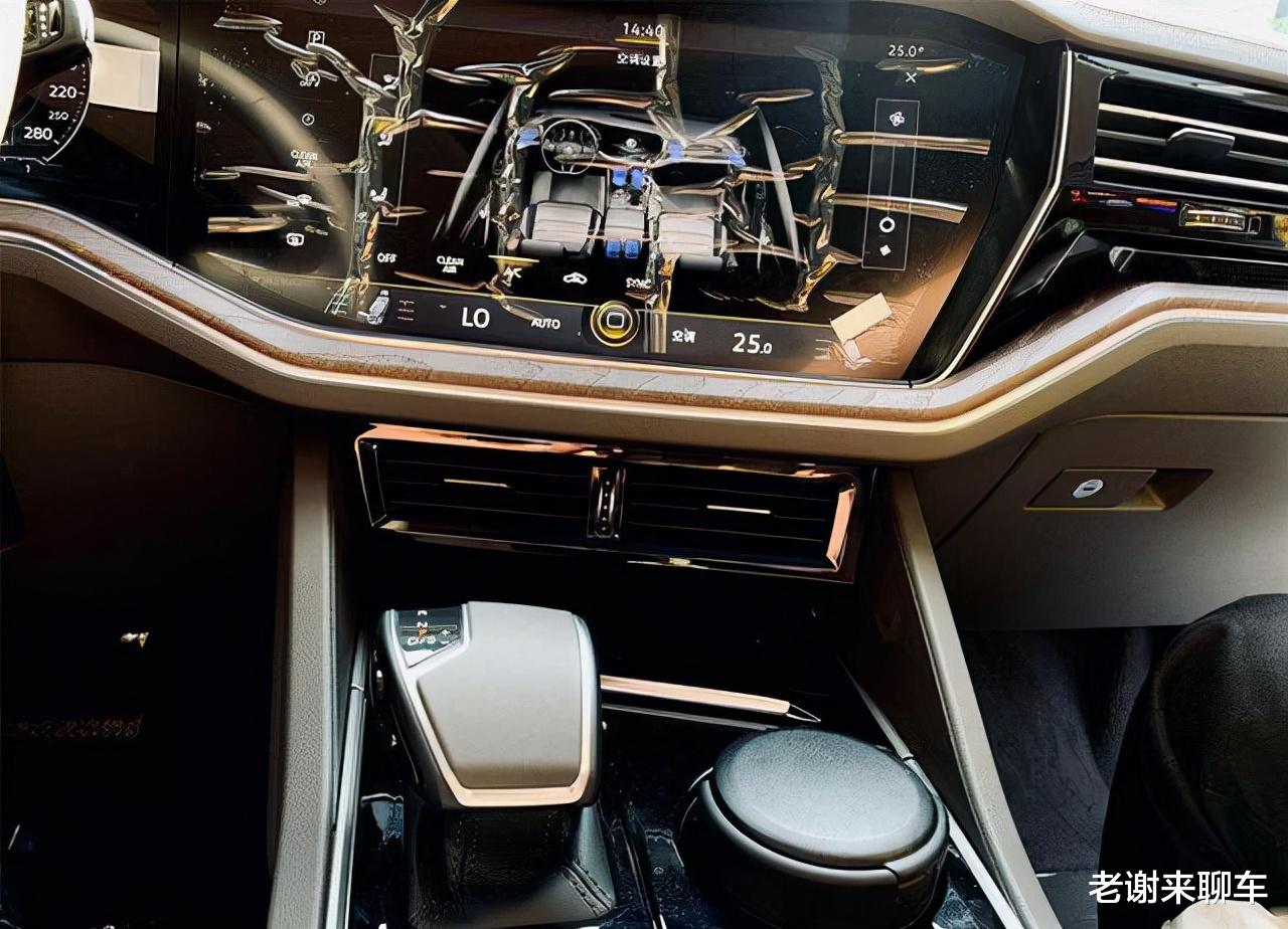 宝马X5 手握76万，开完宝马X5，再开大众途锐，车主：对比后差距明显