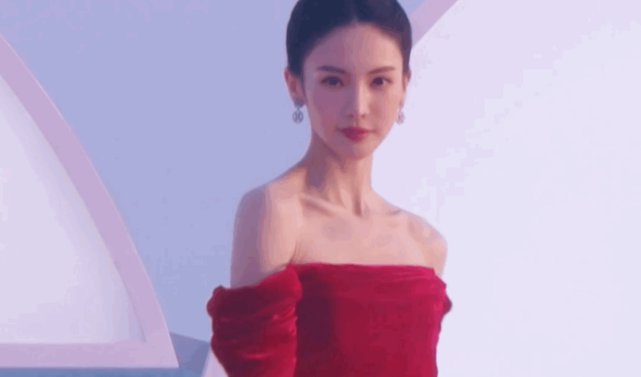 杨天真|女星红毯秀斗艳：baby造型太绝，热巴花仙子，但都输给了杨天真