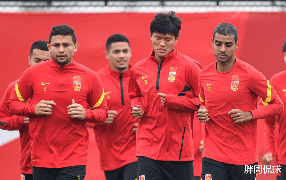 国足|凌晨2点！国足决战叙利亚，李铁重用2人做好1点可横扫出线