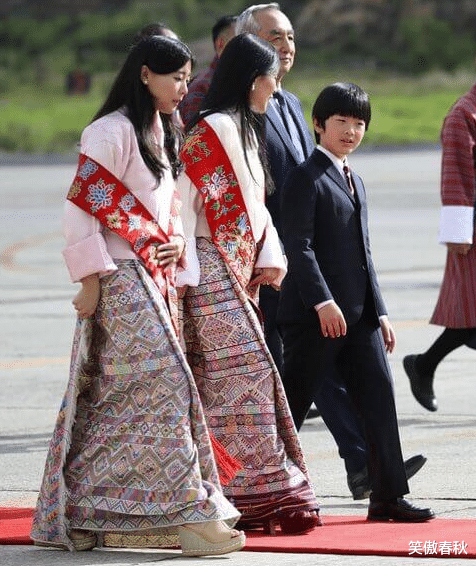 4年前，不丹二公主會見日本德仁天皇，冰山美人罕見微笑鳳眼迷人-圖10