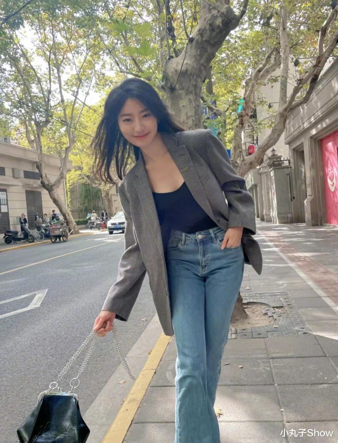 张国荣|模特纪凌尘官宣新恋情,女友长相清纯,身材不逊色前女友阚清子