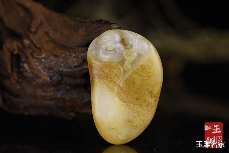 蜜蜡|想要像弥勒那样乐观豁达，真的很难吗？玉雕师侯富博给你不一样的解答！