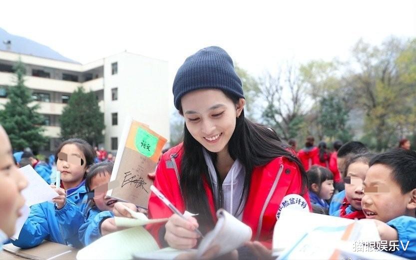 毛阿敏|毛阿敏老公解直锟被曝猝死！享年60岁，结婚18年女方倒追半年才成功