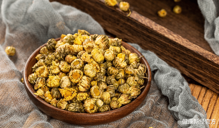 |一天一杯枸杞水,46岁女司机确诊肝癌,医生:喝了等于“自残”,赶紧扔