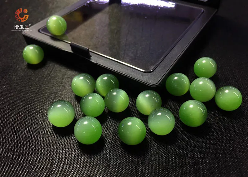 菠菜|“疯狂”的碧玉，5年究竟涨了多少倍？