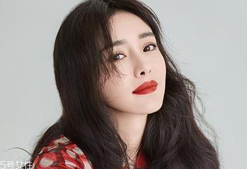 t恤 哪些口红色号好看?这些口红很适合黄皮肤色,超级显白!