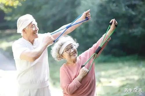 肝脏|身体出现4个“变化”，说明脂肪肝找上门，医生：3个小技巧，给你的肝穿上铠甲