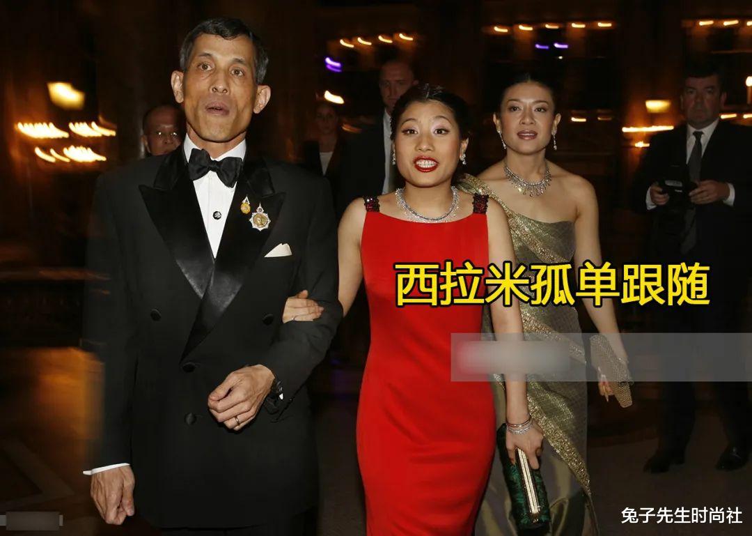 兔子先生时尚社 西拉米同玛哈访问法国,却被孤零零落在身后,挽手同行都不被允许