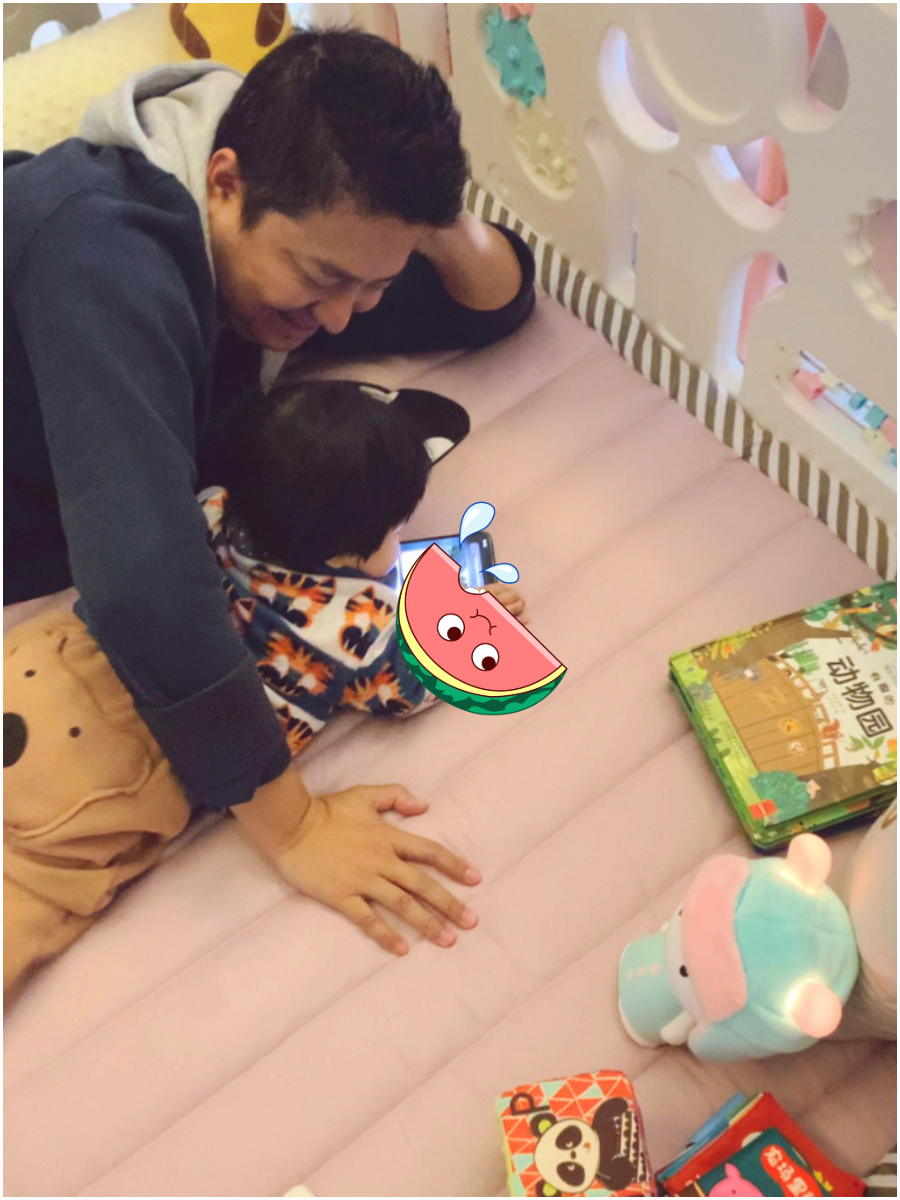Hi家有小甜椒儿|爸爸们的三个“杀手锏”:蹲坑、崩溃、装病,简直太贴切了