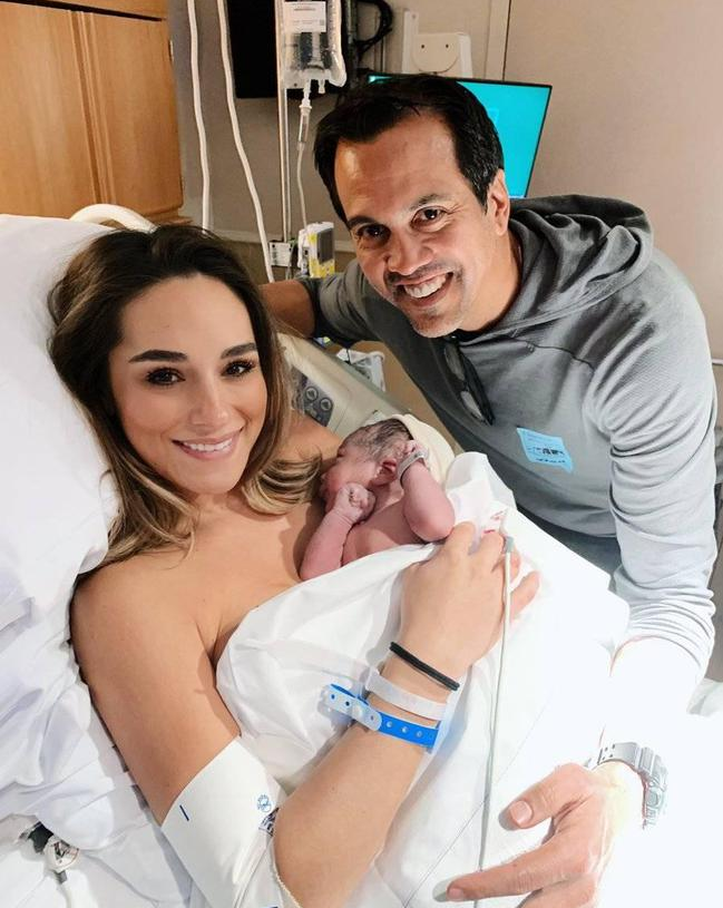 啦啦队|NBA大揭秘:NBA球员不允许和啦啦队发生关系,唯有这几位偷得幸福