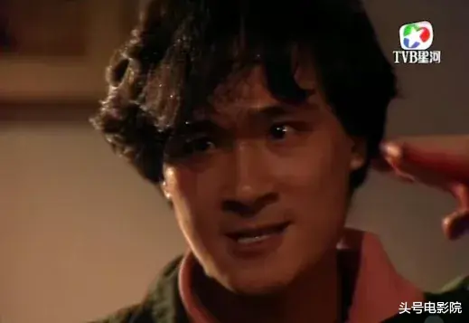 吴镇宇|吴镇宇60岁上《追光吧》：唱得烂，却迷倒一片！金晨7字点评精辟