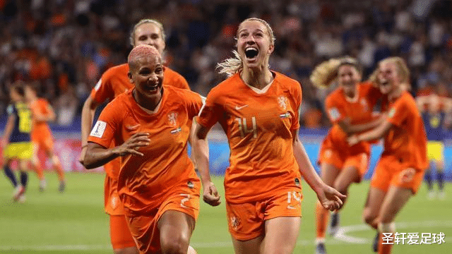 中国女足|7-0！世界亚军大爆发，6分钟连入3球，中国女足小组出线形势不利