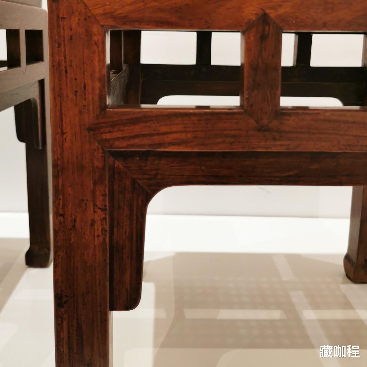 黄花梨|直枨、矮老加牙板，清黄花梨方凳万年牢