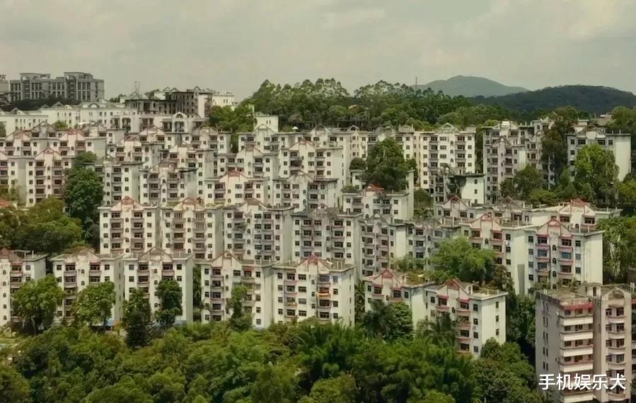 孝感|广州最大的烂尾楼，290多栋住宅楼被废弃