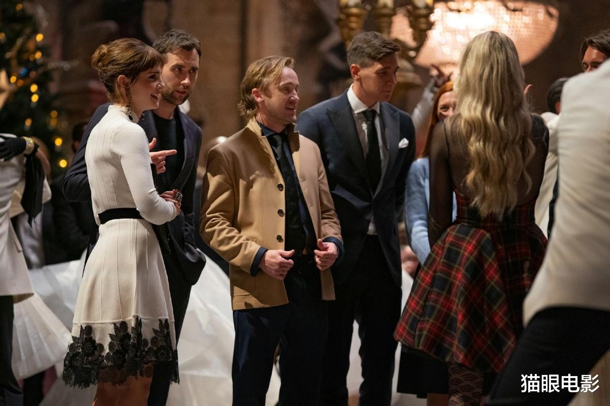 J.K.罗琳|哈利波特主演20年重聚！赫敏马尔福拥抱跳舞，罗琳回应不出席原因