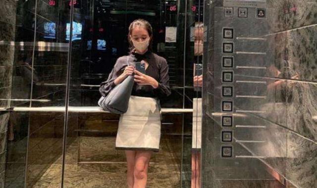 麦明诗|30岁港姐转行当律师，素颜吃泡面明星光环不再，曾工作到凌晨三点