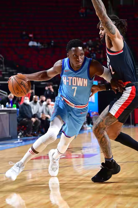 奇才队|53+32+10！升至联盟第一啊！火箭大赚，第一中锋苏醒：我们不需要哈登