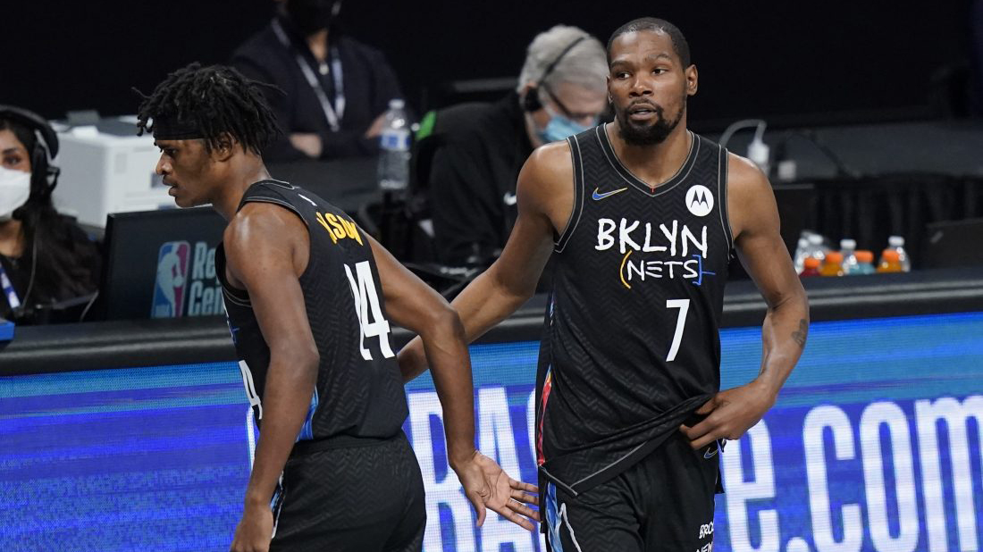 篮网队|篮网消息更新：对阵狼队比赛推迟，新星谈杜少伤情，名记炮轰欧文