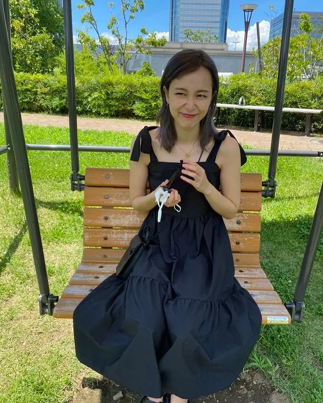 吻戏|25岁混血女星有10cm超长舌头！曝吻戏“失控”经历：这误会大了！