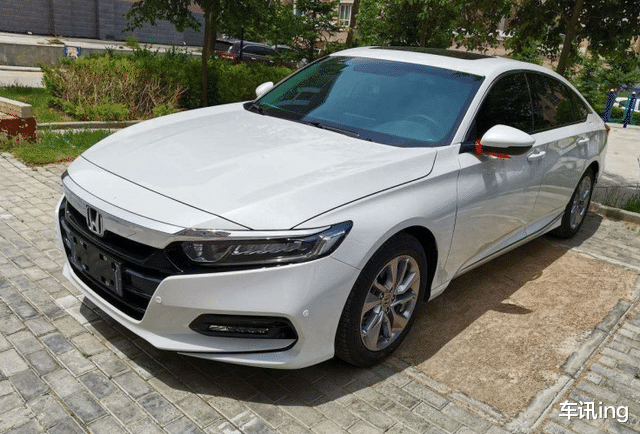 日产天籁|为啥十代雅阁年销量是天籁两倍？车主：油价涨了，加不起95号油！