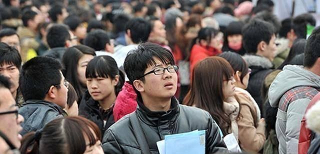 啃老族|“新型啃老”正在盛行，比旧型啃老更可恶，家长早知道早纠正！