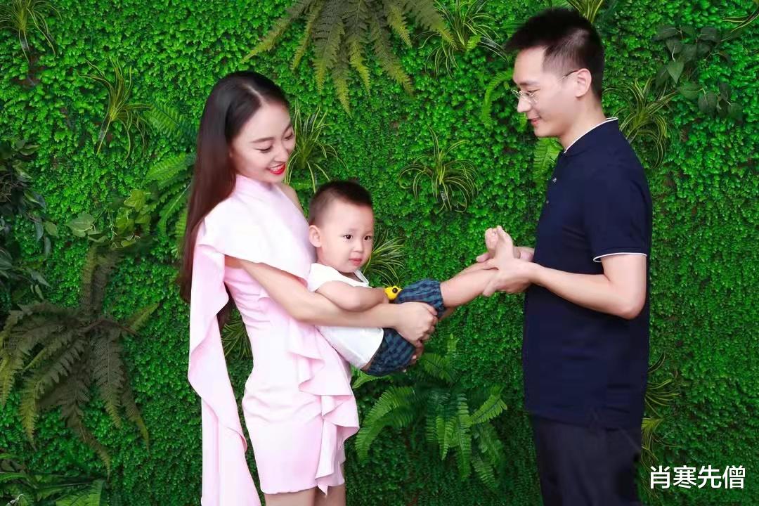 最强大脑|“记忆”天才王峰：24岁参加《最强大脑》，娶了“脑王”妻子李璐