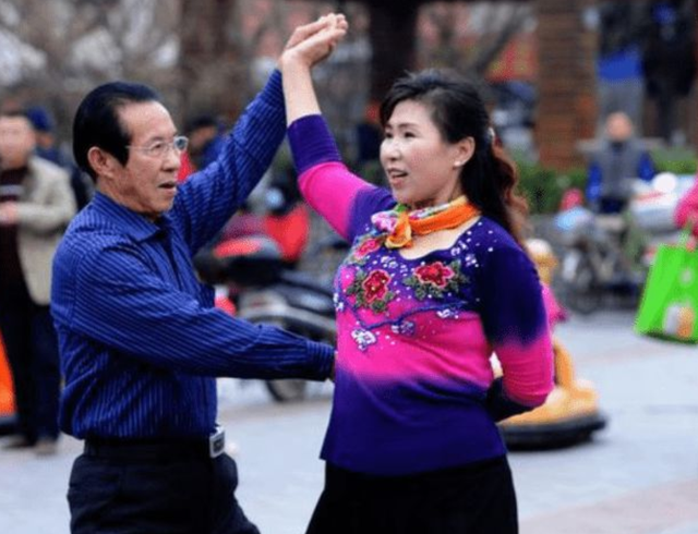 林小雪|活到多少岁，才算是长寿？医生：若能到这个岁数，已经很幸福了