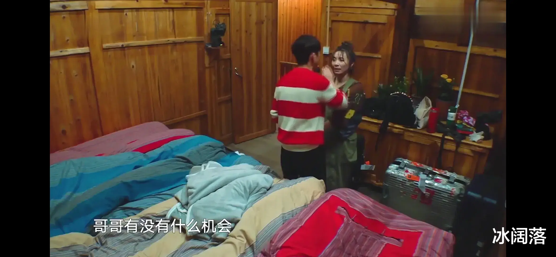 黄雅莉|没有人气的黄雅莉，在何炅的帮助下，对出镜的机会格外珍惜